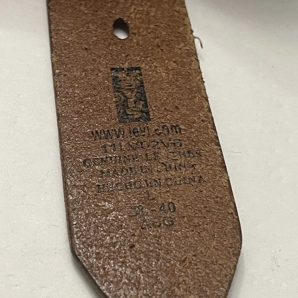 Levi's Men's Belt Brown Leather Large 38-40 Triple‎ Woven Rugged Metal Buckle